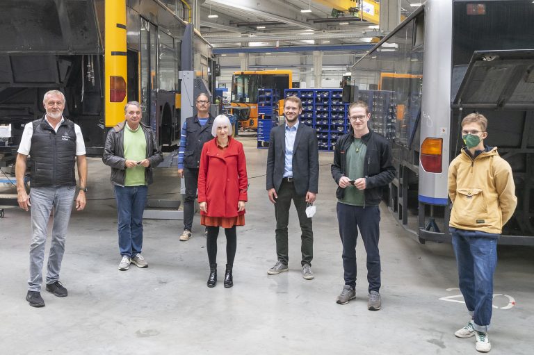 Wasserstoff als Motor für die Mobilitätswende – Grüne besuchen Paul Nutzfahrzeuge GmbH